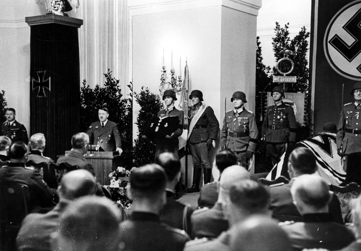 Adolf Hitler gives a speech in memory of the recently deceased general Dietl in Schloss Klessheim